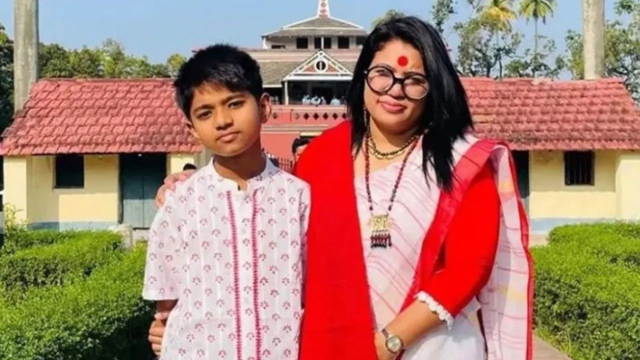 অপ্রতিমের পরিবারকে ফোনে হয়রানির অভিযোগ, থানায় জিডি